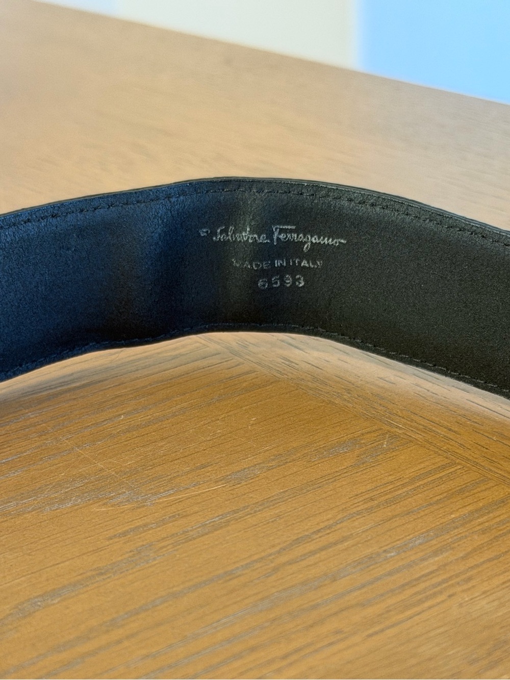 Salvatore Ferragamo Gancini Leather 32in Belt - Picture 3 of 9